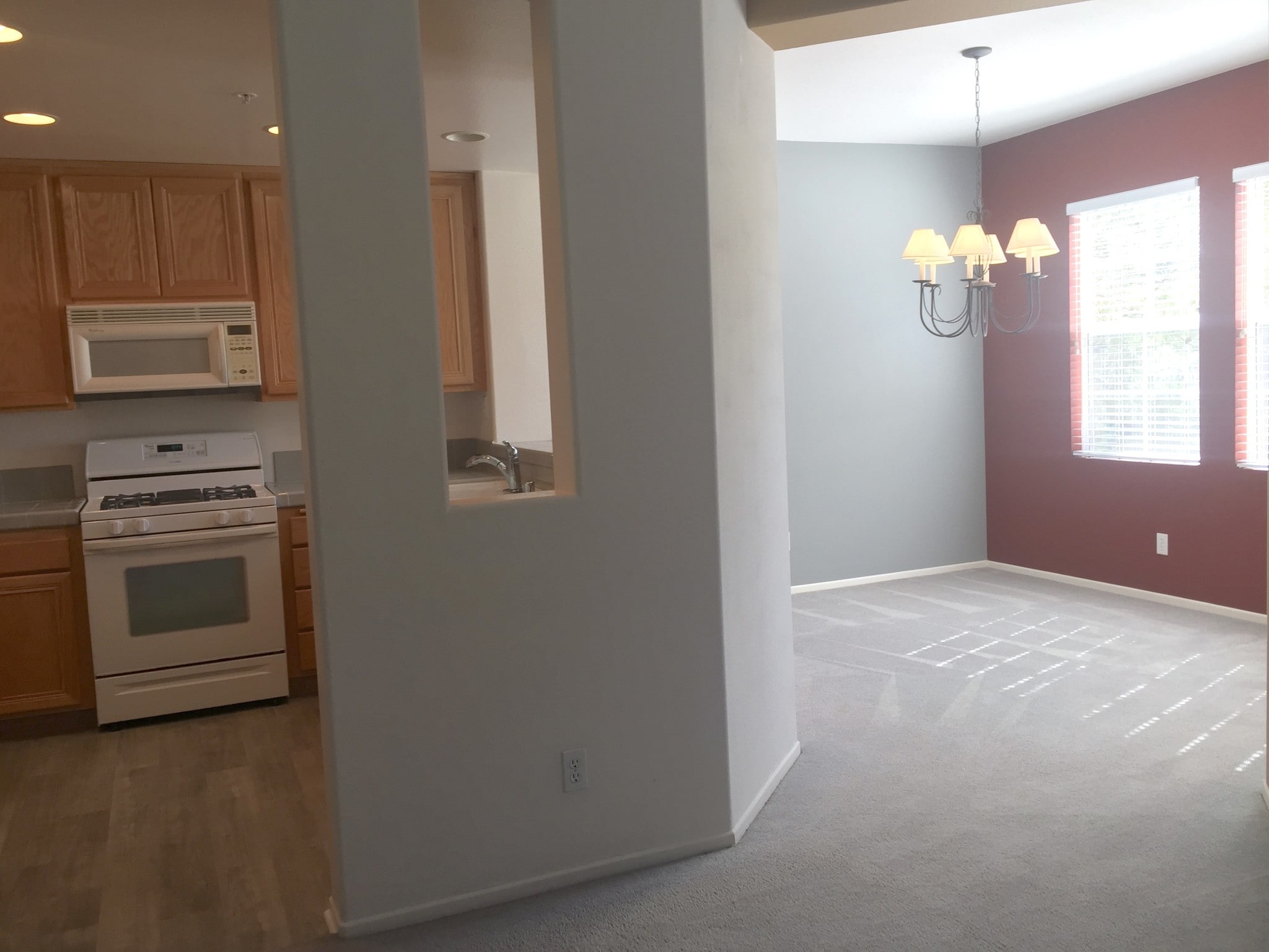 Kitchen/Dining Room - 28204 Canterbury Ct