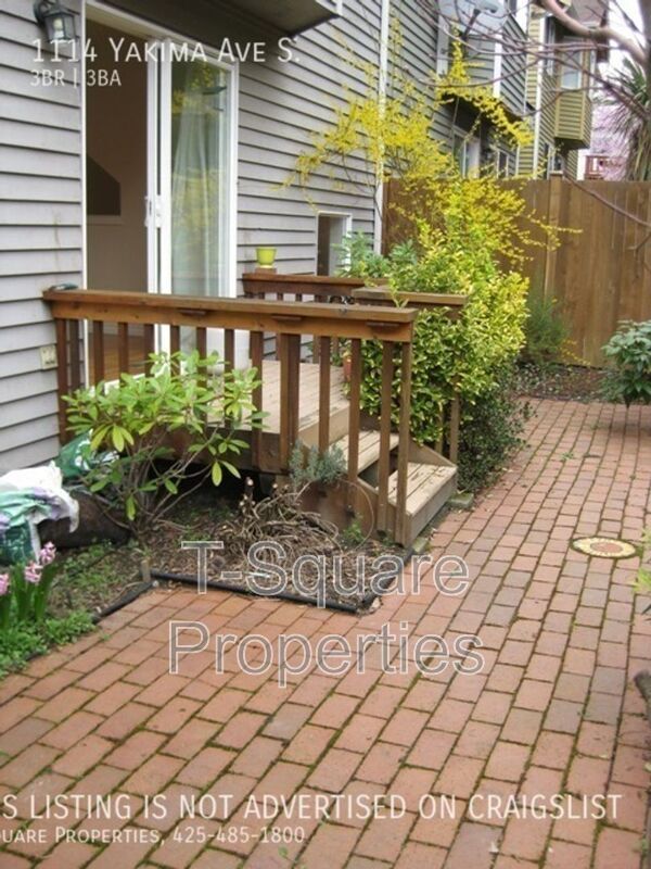 Building Photo - 1114 Yakima Ave S