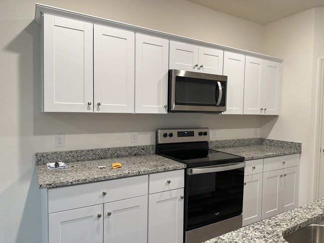 Building Photo - 1529 Escondido Dr