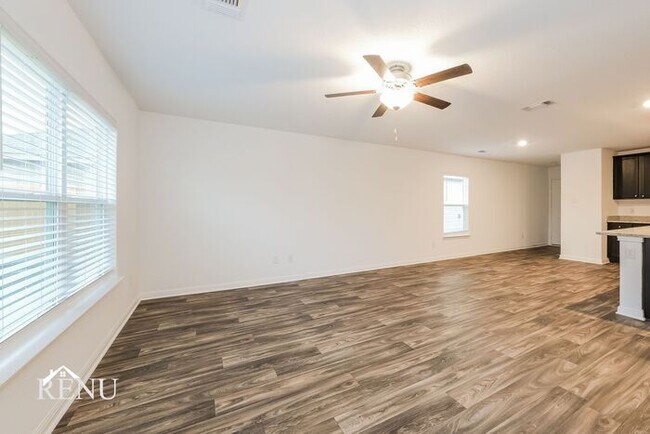 Building Photo - Coming Soon!