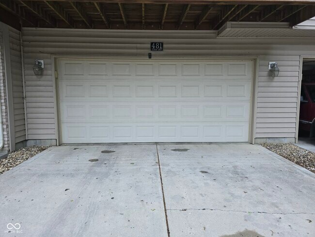 Building Photo - 481 Villa Meadow Dr