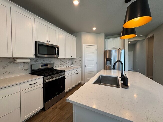 Building Photo - 13427 Broad Wing Dr