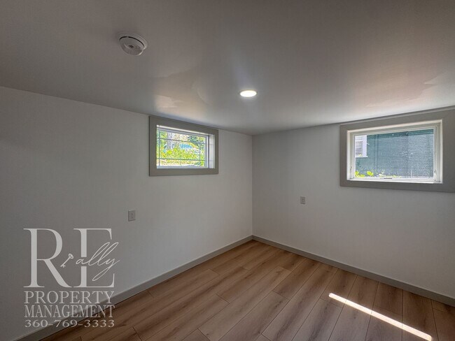 Building Photo - Beautifully Renovated Classic Home with Three Levels of Living, Sunroom & Spacious Kitchen