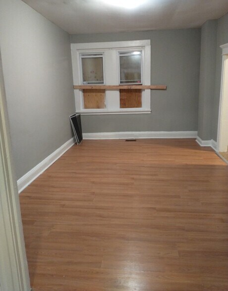 Building Photo - 3519 Reisterstown Rd