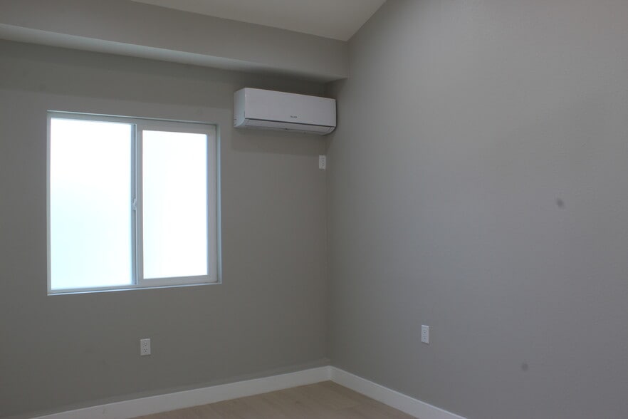 Building Photo - 20803 Bassett St