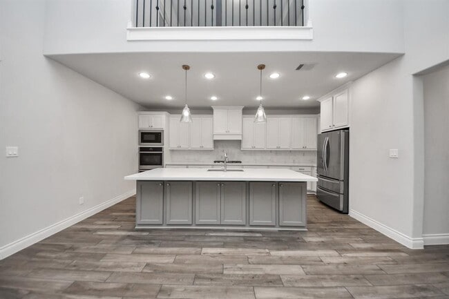 Building Photo - 28907 Ridge Valley Ct