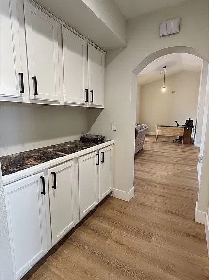 Building Photo - 8705 Villa Ridge Dr