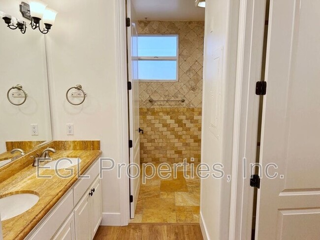 Building Photo - 16123 W Sunset Blvd