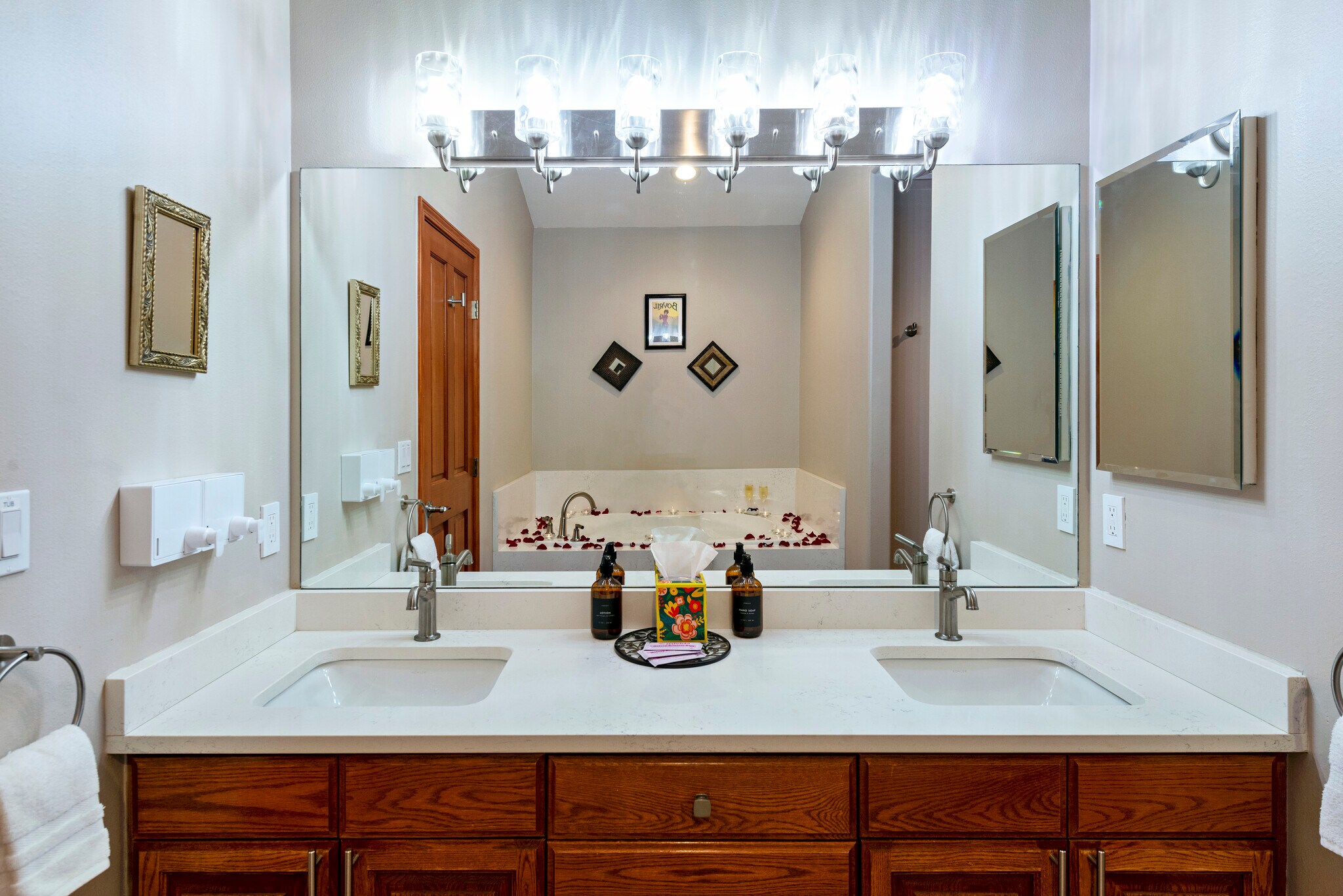 Building Photo - 2655 Windward Way