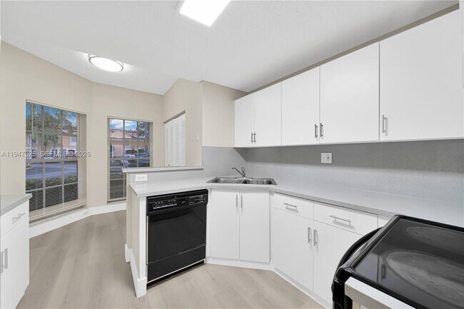 Building Photo - 14325 SW 57th Ln