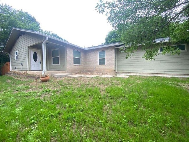 Building Photo - 6402 Auburn Dr