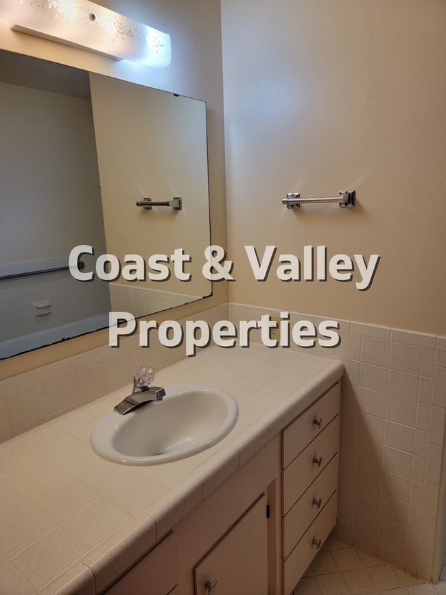 Building Photo - Wonderful Home in Chualar for RENT!!!