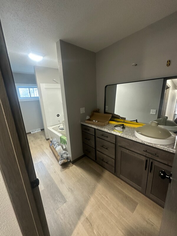 Building Photo - N21357 Glodowski Rd