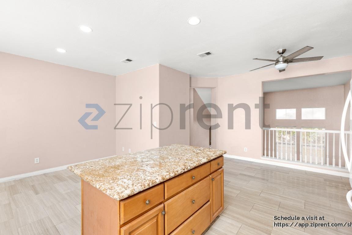 Building Photo - 1860 E 12th St