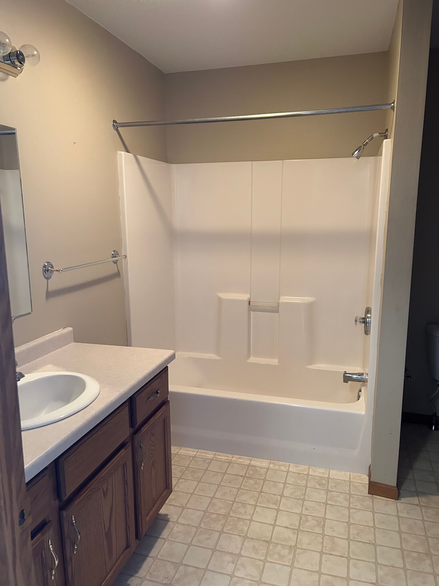 Building Photo - 1010 Pumphouse Rd