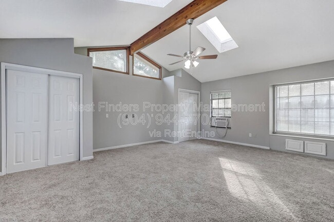 Building Photo - 3312 Pickwick Dr S