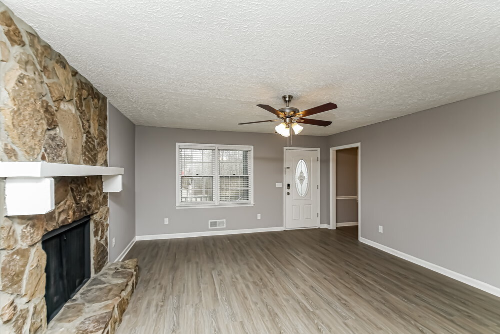Building Photo - 941 Hickory View Ct NW