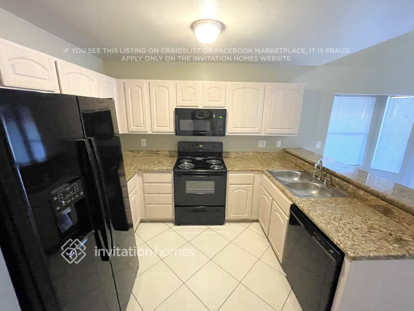 Building Photo - 10037 W Montecito Ave