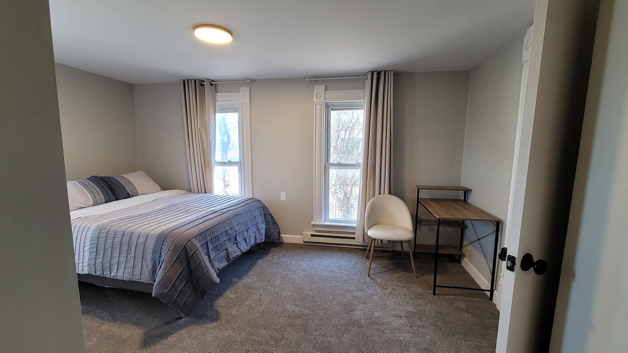 Building Photo - 125 Litchfield Ave SE