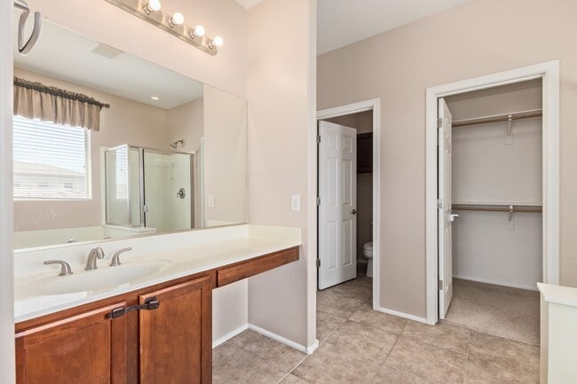 Building Photo - Bright, Roomy, and Ready for You in Morris...