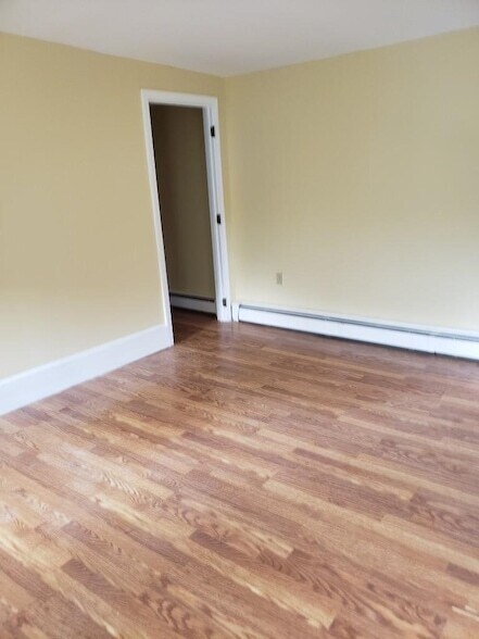 Building Photo - 13 Rogers St