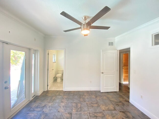 Building Photo - 701 Denton Rd