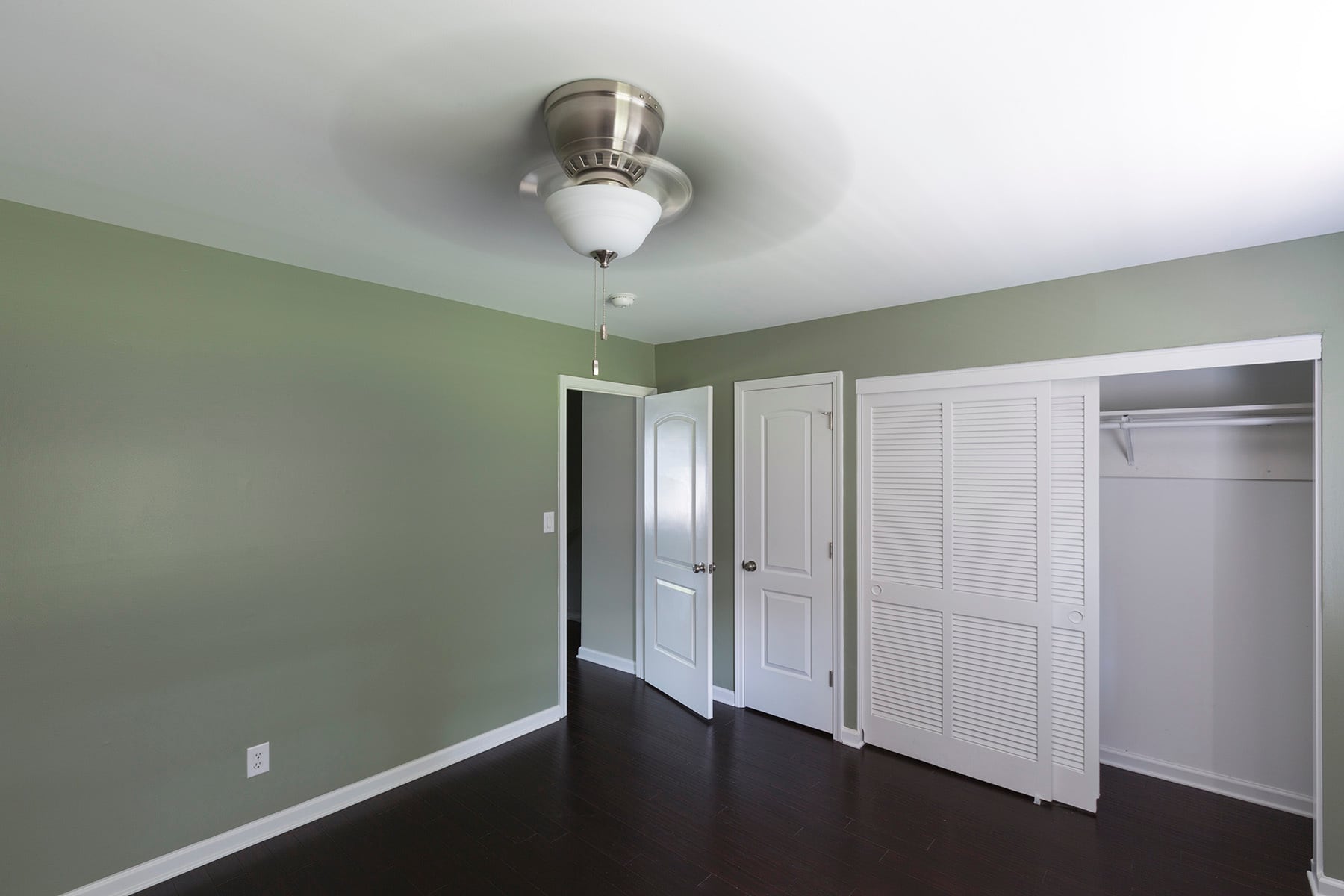 Bedroom - 3000 Golden Rd