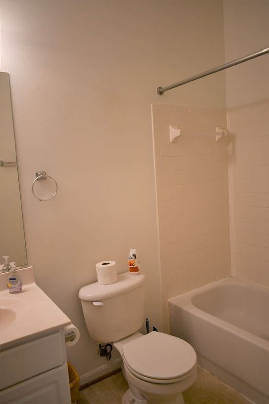 Building Photo - 2427 Dew Meadow Ct