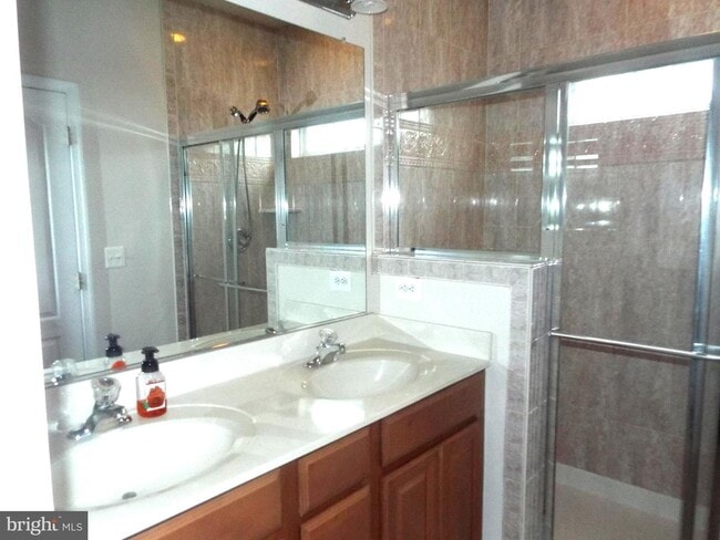 Building Photo - 22950 Rose Quartz Square