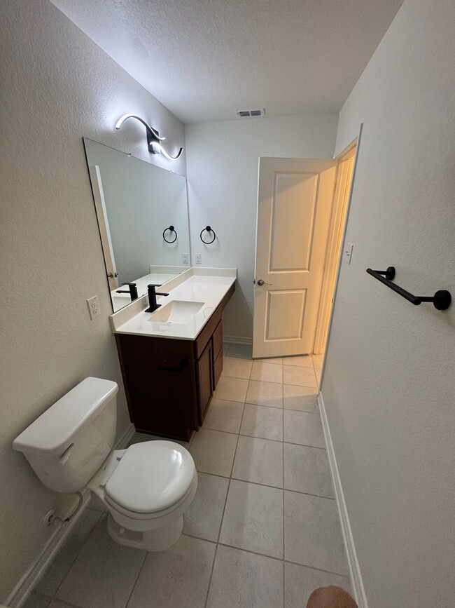 Building Photo - A Miust See! New & Modern - 1 Story - 3/2 ...