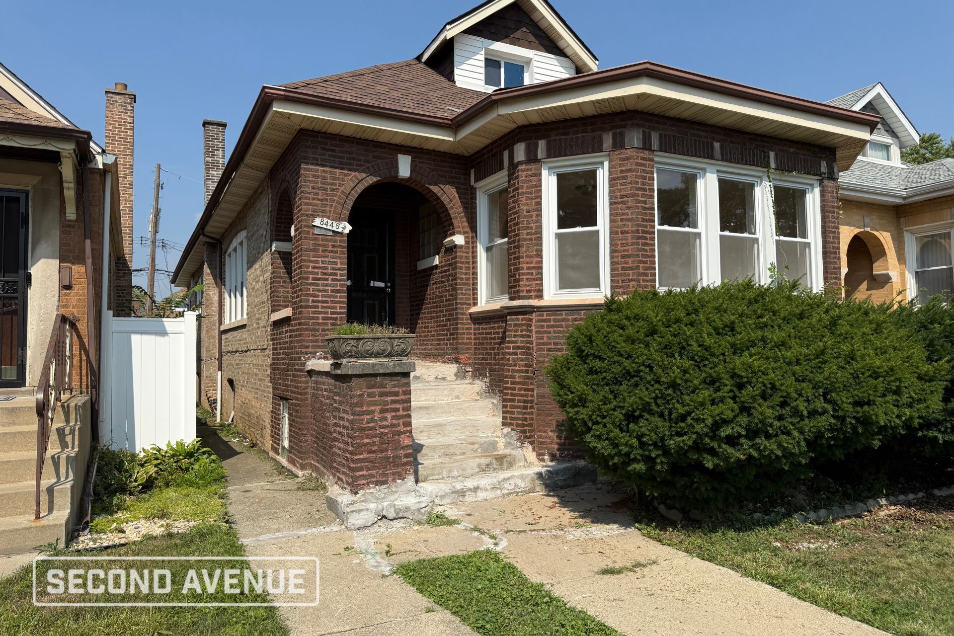 Building Photo - 8446 S Paulina St