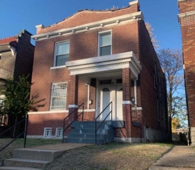 Building Photo - 5139 Wabada Ave