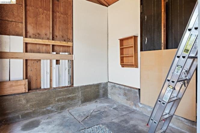 Building Photo - 1385 Francisco St