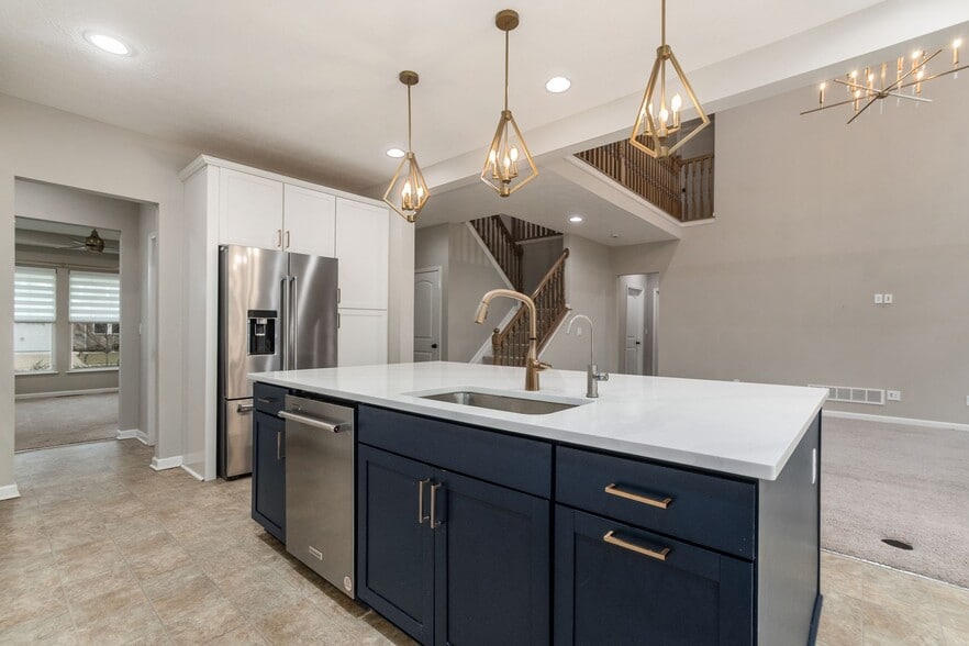 Building Photo - 11954 Azalea Wy