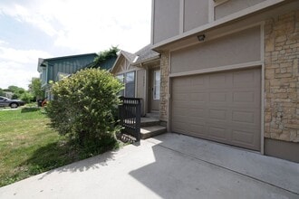 Building Photo - 6809 W 149th Terrace