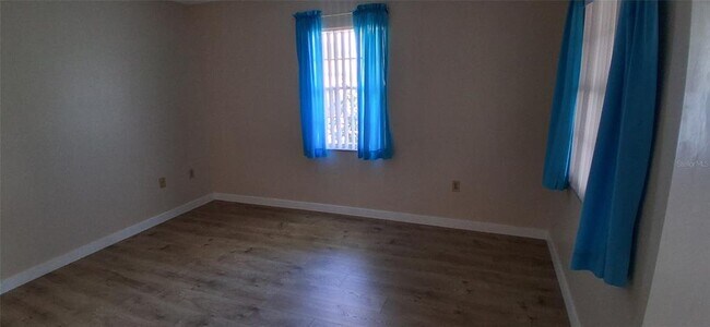 Building Photo - 441 Rubens Dr