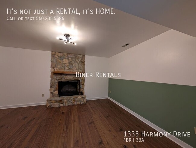 Building Photo - 1335 Harmony Dr