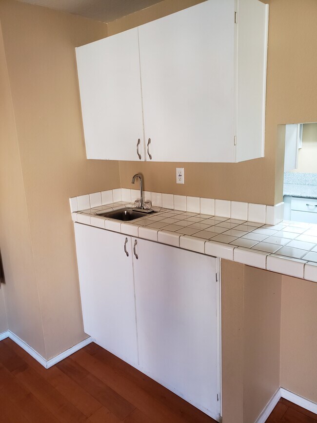 Building Photo - 43423 30th St W