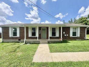 Building Photo - 305 Becklea Dr