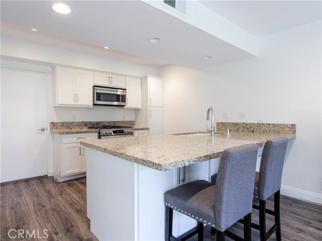 Building Photo - 835 Amigos Way
