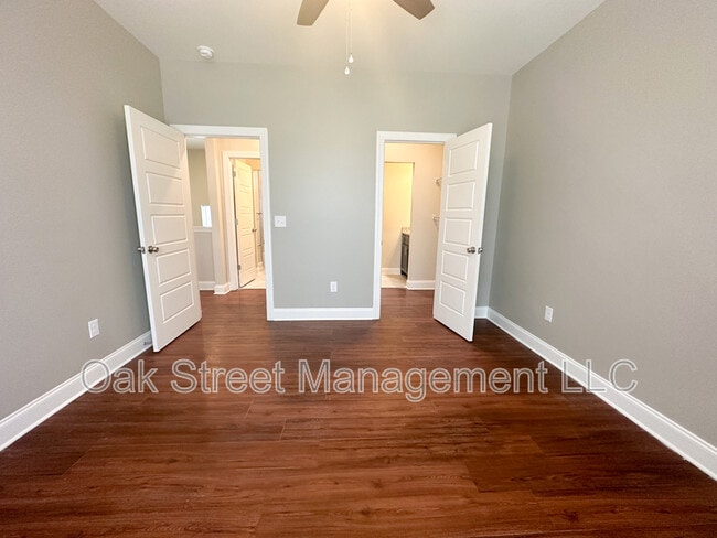 Building Photo - 5214 Donlyn Dr