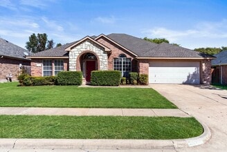 Building Photo - 6507 Watch Hill Ct