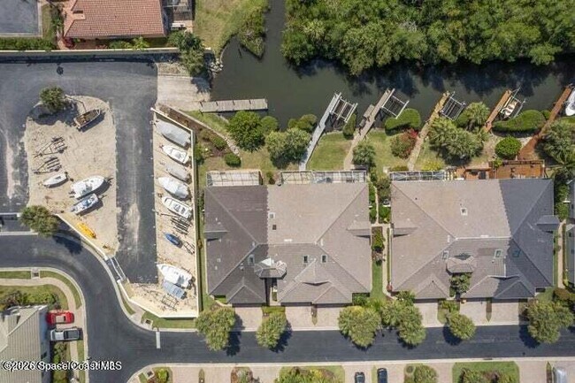 Building Photo - 421 Moray Pl