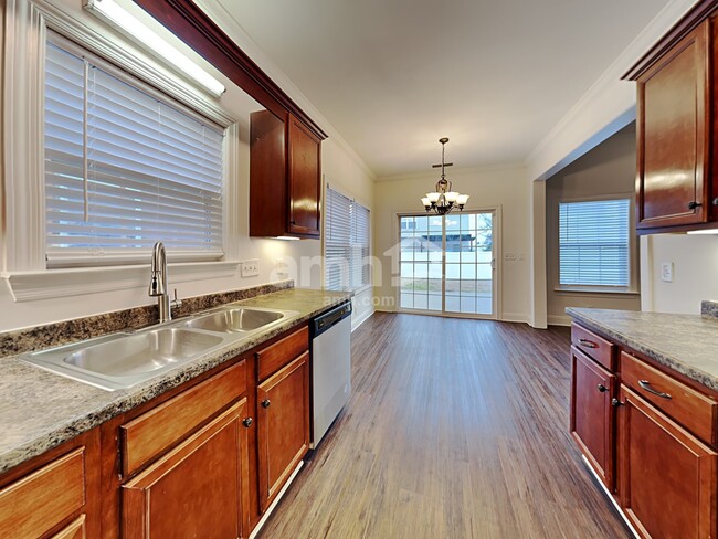 Building Photo - 1514 Dewsbury Dr