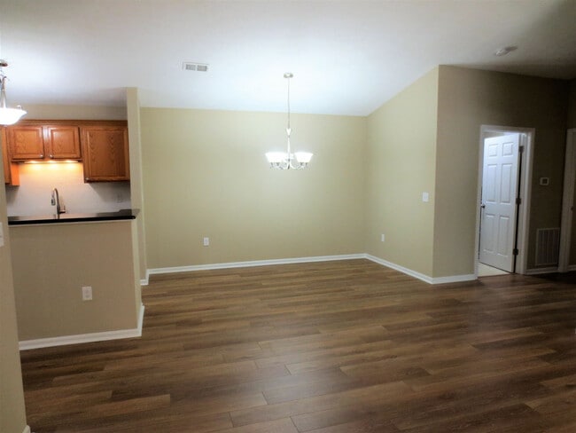 Building Photo - 34 Rio Grande Cir