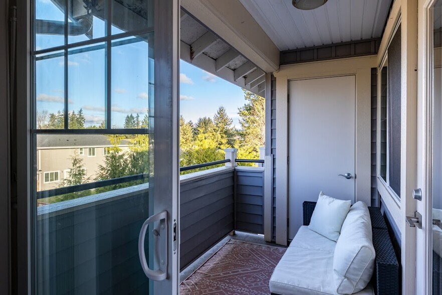 Building Photo - 13203 97th Ave E