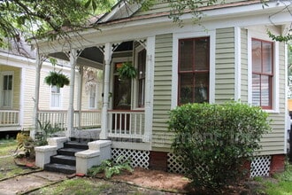 Building Photo - 1502 Church St