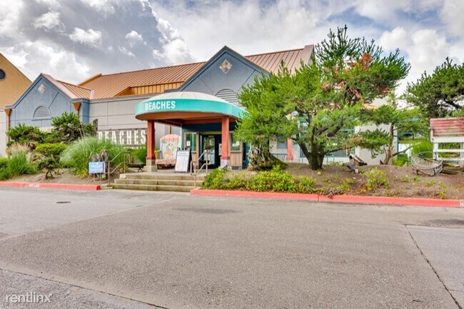 Building Photo - 3 br, 2 bath Condo - 1526 SE Cutter Ln