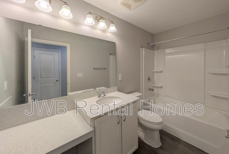 Building Photo - 60 Yellowfin Dr