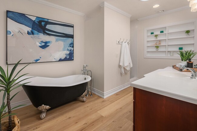 Building Photo - 5bd/3.5ba Duvall Home
